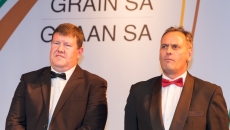 Grain SA celebrated the cream of the country’s grain producing crop during a prestigious gala awards evening, held at The Theatre on the Track in Midrand on Friday, 13 October 2017